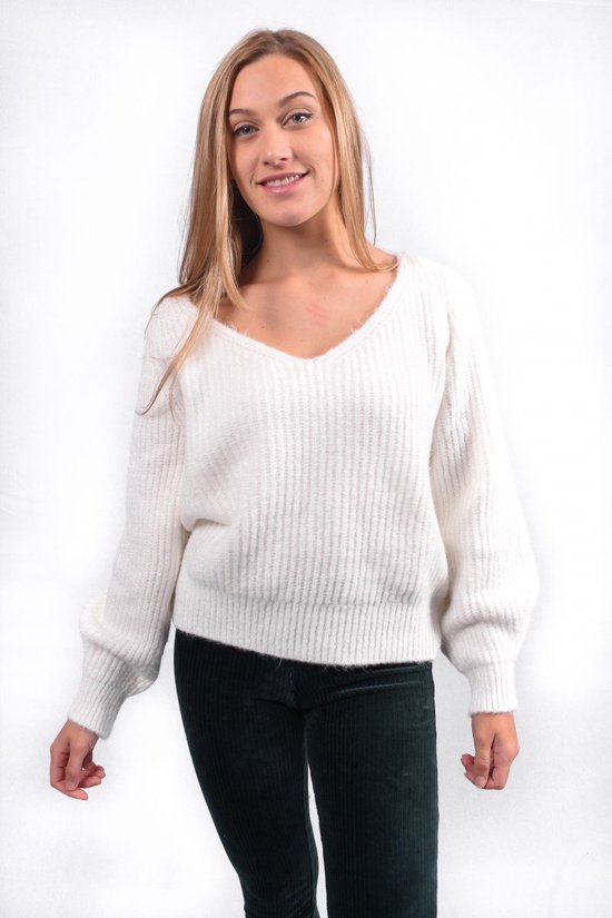 trui-met-v-hals-dames-673ras-1.jpg