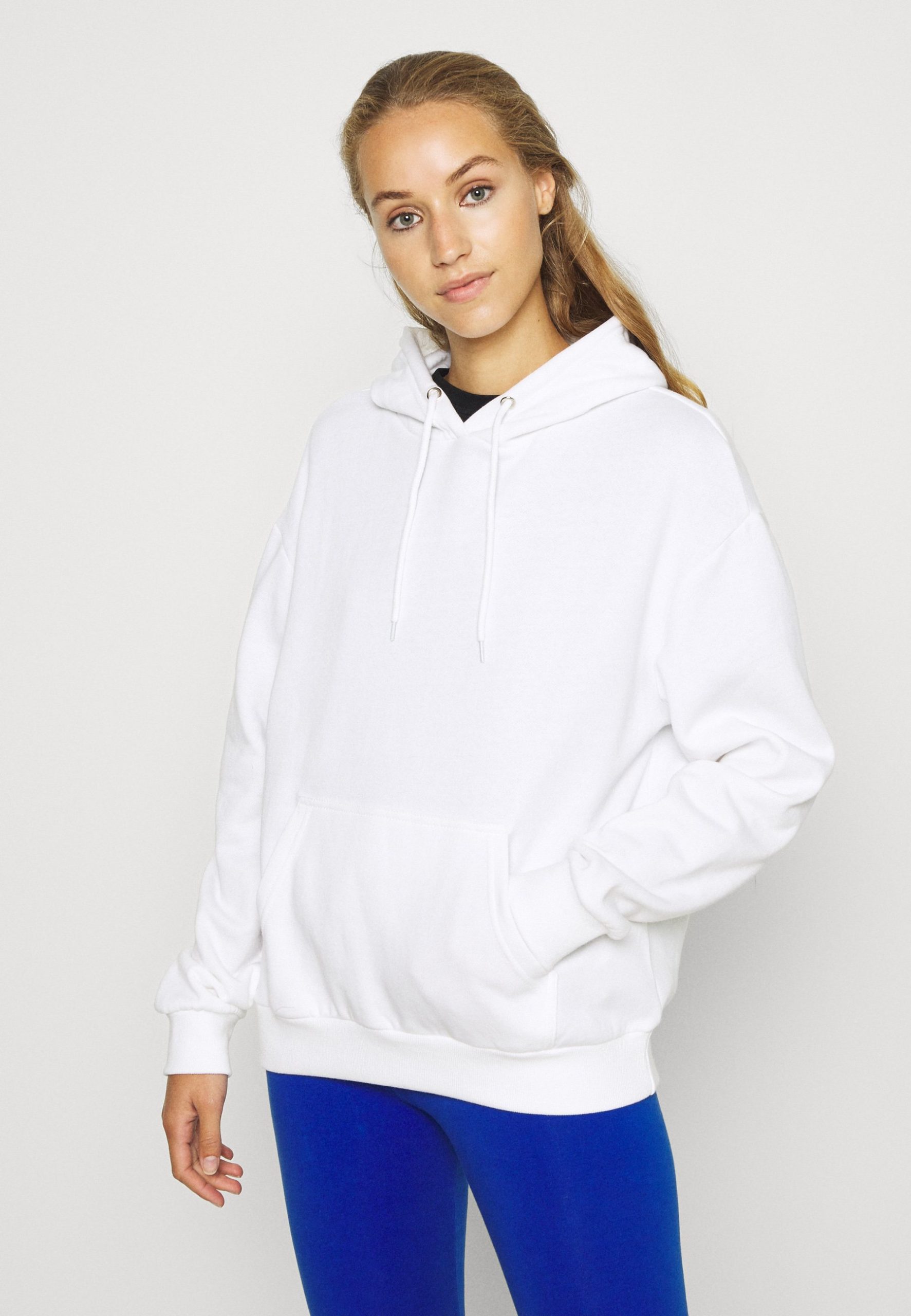 witte-hoodies-239jtz-1.jpg